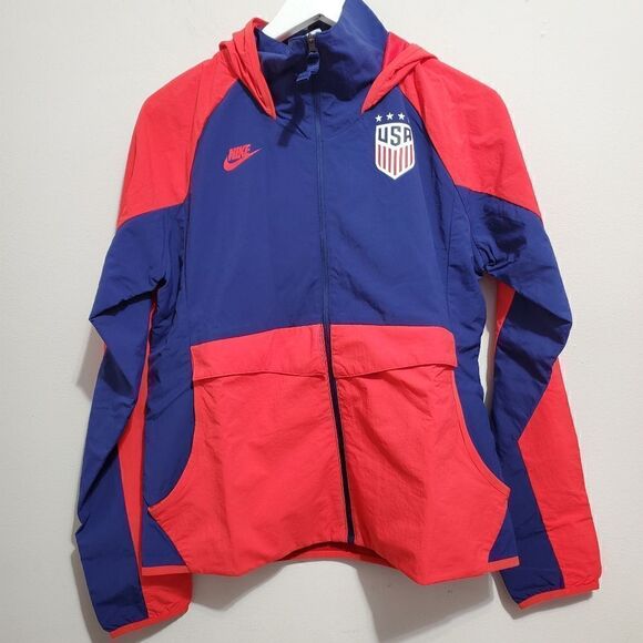 Nike USA Women’s Sz SMALLS Soccer All Weather Wind breaker Jacket CZ4334-688.NWT - Picture 1 of 12